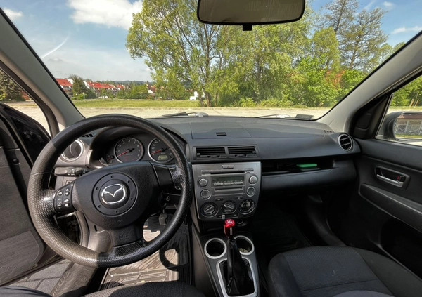 Mazda 2 cena 5900 przebieg: 198000, rok produkcji 2005 z Góra małe 106